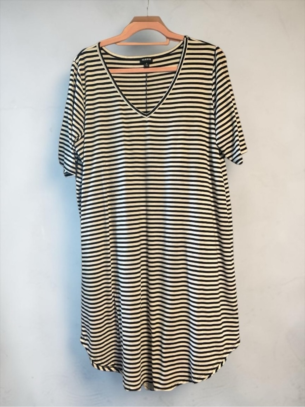 Torrid Black & White Striped T-Shirt Dress |Size 2X (18/20) Like New
